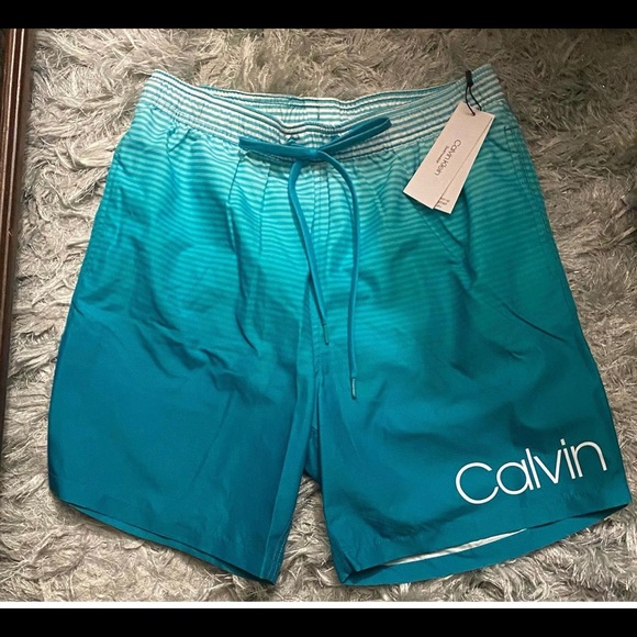MENS SHORTS - Picture 1 of 1